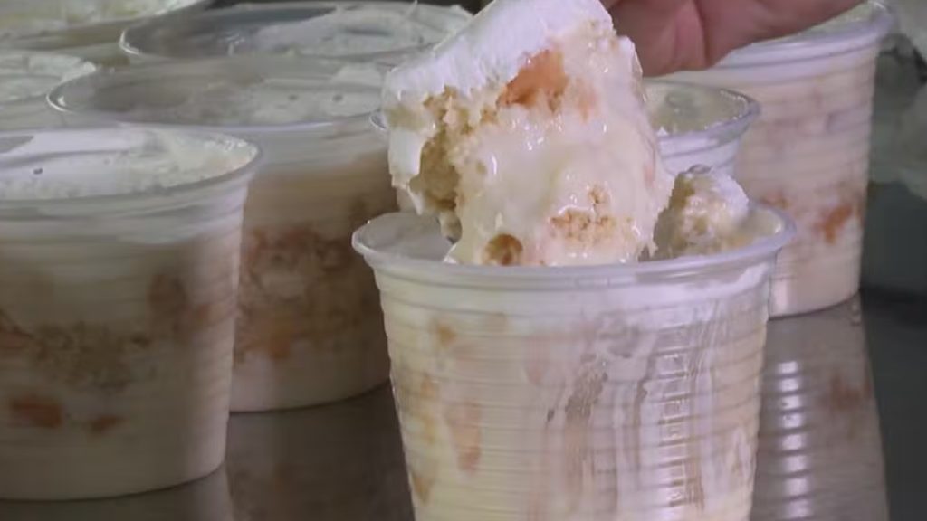 Aprenda Agora o Bolo de Pote de Abacaxi Mais Vendido do Brasil!