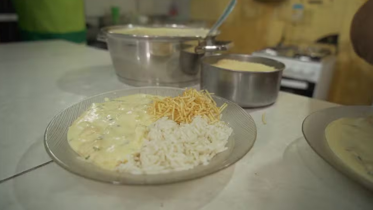 Descubra a Receita Secreta do Camarão ao Molho Branco – Irresistível!